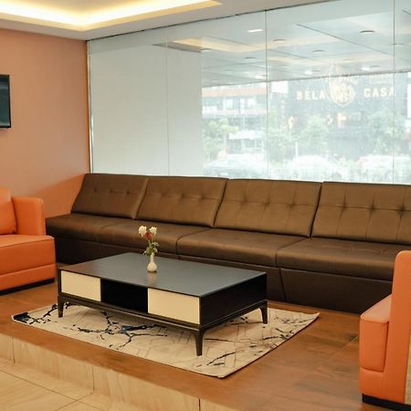 Esquina Residency Hotel Kochi Buitenkant foto