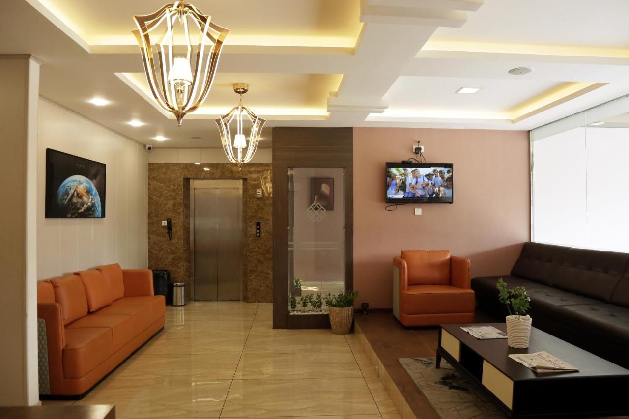 Esquina Residency Hotel Kochi Buitenkant foto