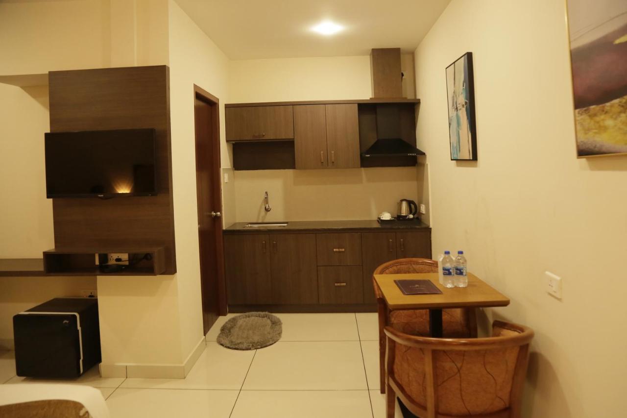 Esquina Residency Hotel Kochi Buitenkant foto